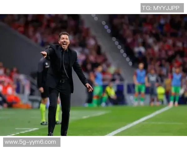 阿森纳第四球瞬间西蒙尼无奈双手插兜心如死灰的绝望时刻